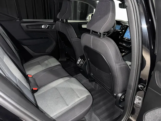 Volvo XC40 B3 Benzin Mild Hybrid Core DCT