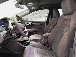 Audi Q4 e-tron 45 Edition Swiss Ski quattro
