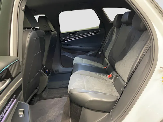 VW ID.7 Tourer Pro 77 kWh United