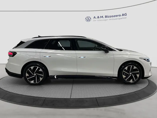 VW ID.7 Tourer Pro 77 kWh United
