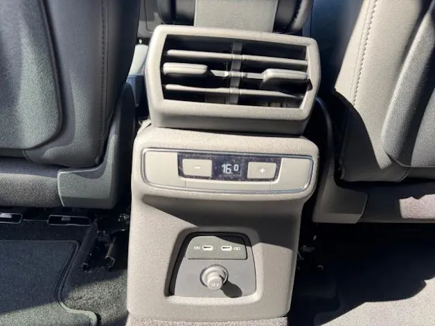 Audi Q4 e-tron 45 Edition Swiss Ski quattro