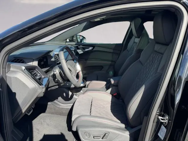Audi Q4 e-tron 45 Edition Swiss Ski quattro