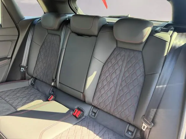 Audi Q4 e-tron 45 Edition Swiss Ski quattro