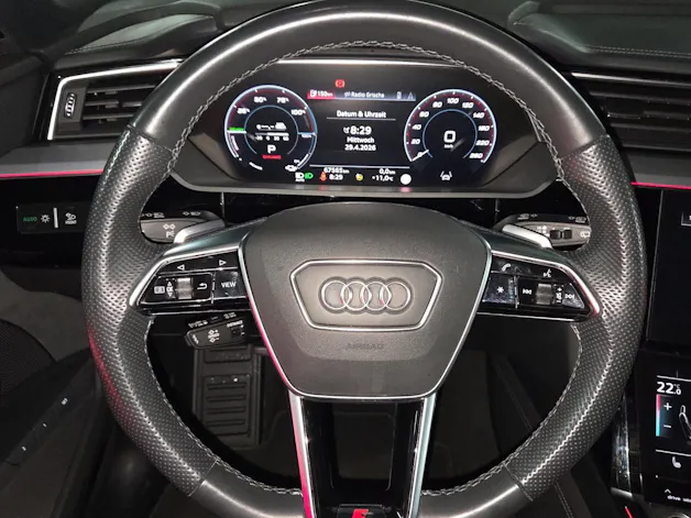 Audi e-tron 55 S Line Black Edition quattro