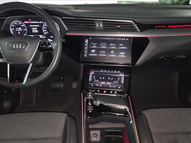 Audi e-tron 55 S Line Black Edition quattro