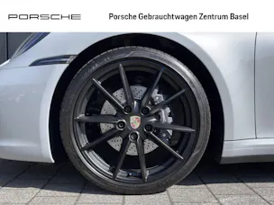 Porsche 911 Carrera