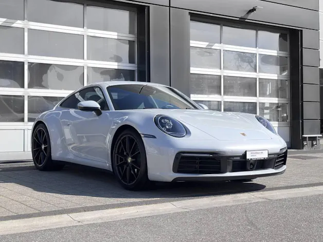 Porsche 911 Carrera