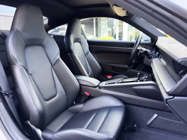 Porsche 911 Carrera