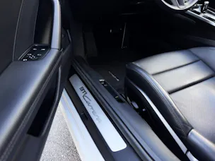 Porsche 911 Carrera