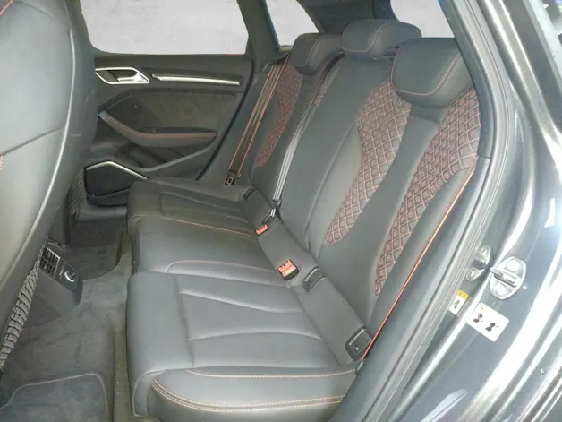 Audi RS3 Sportback 2.5 TSI quattro S-tronic