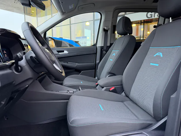 FORD Grand Tourneo Connect 1.5 PHEV Active Automat MIT HECKEINSTIEG