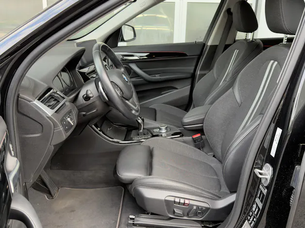 BMW X1 F48 25d xDrive SAG
