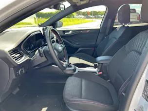 Ford Focus Kombi 1.0i EcoB 155 ST-Line