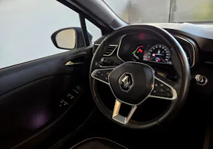 Renault Clio 1.0 TCe Intens CVT