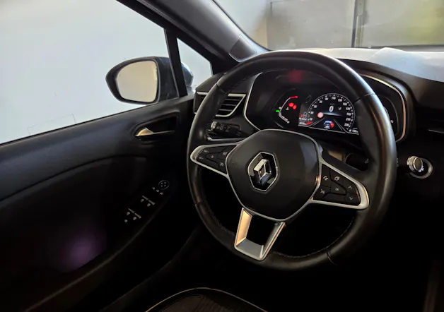 Renault Clio 1.0 TCe Intens CVT