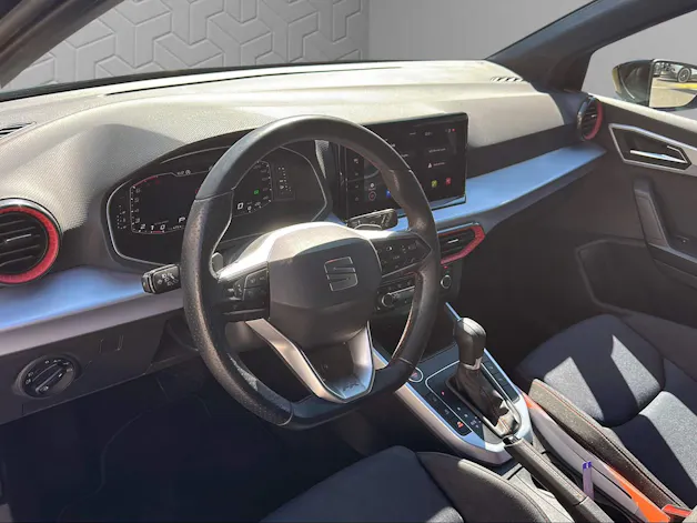 SEAT Arona 1.5 Eco TSI Hola FR DSG