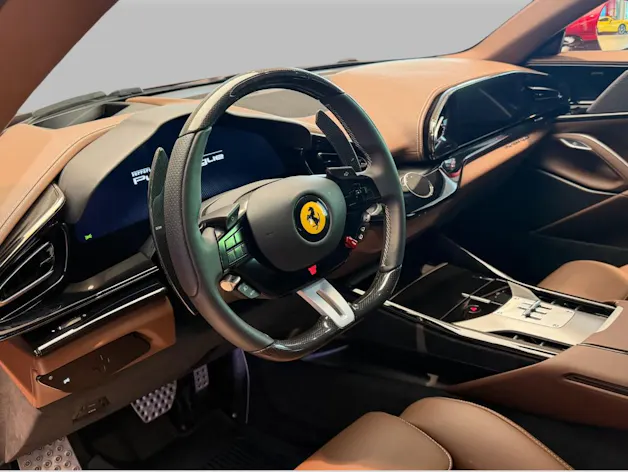 Ferrari Purosangue 6.5 V12