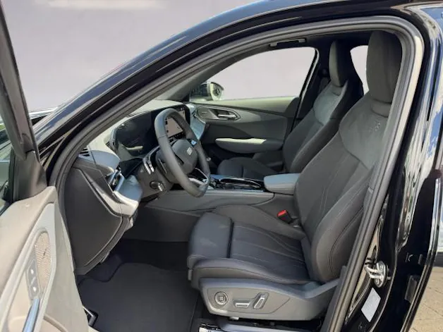 Audi Q3 SUV e-hybrid 200 kW S tronig
