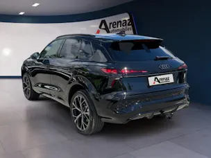 Audi Q3 SUV e-hybrid 200 kW S tronig