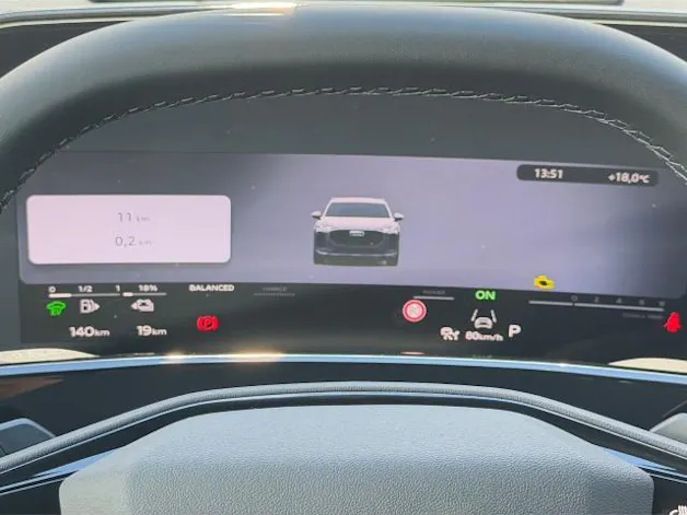 Audi Q3 SUV e-hybrid 200 kW S tronig
