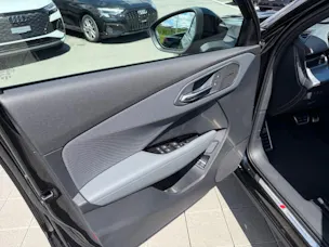 Audi Q3 SUV e-hybrid 200 kW S tronig