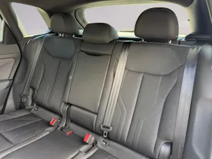 Audi Q3 SUV e-hybrid 200 kW S tronig
