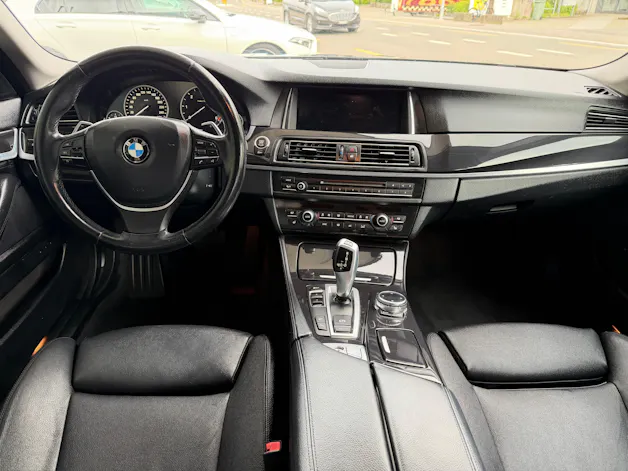 BMW 520d Touring xDrive Steptronic