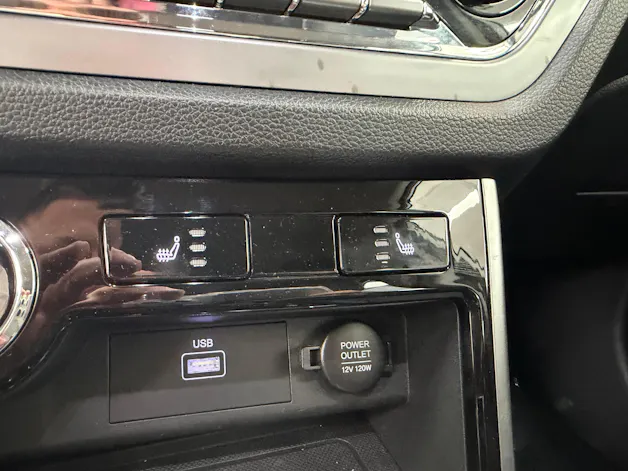KGM -SsangYong Korando 1.6e Xdi Black Edition 4WD Automat