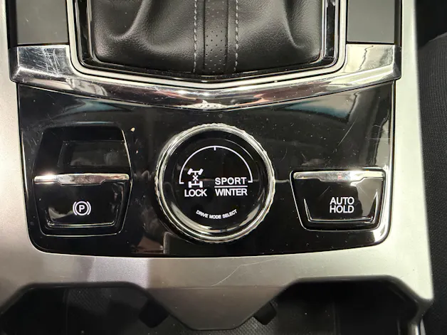 KGM -SsangYong Korando 1.6e Xdi Black Edition 4WD Automat
