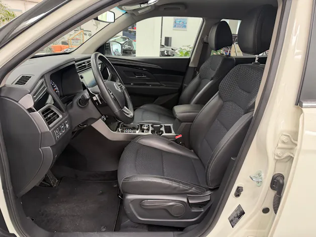KGM -SsangYong Korando 1.6e Xdi Black Edition 4WD Automat