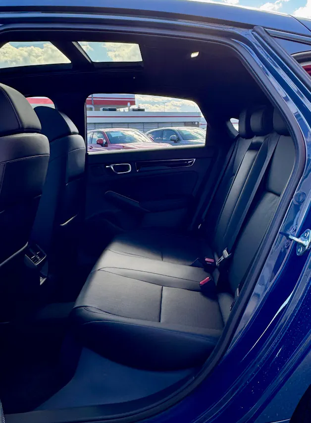 Honda Civic 2.0 i-MMD HEV Advance 1.9% Leasing Aktion unschlagbar mit 8 Jahren Garantie