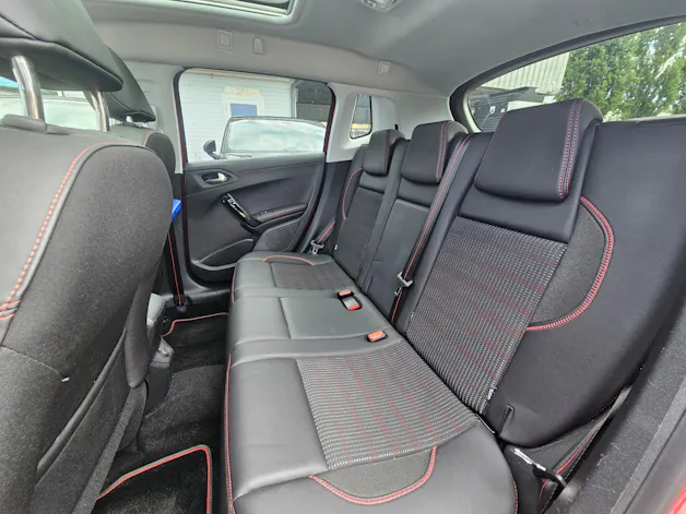 Peugeot 2008 1.2 PureTech 130 GT Line S/S