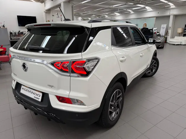KGM -SsangYong Korando eMotion Titanium
