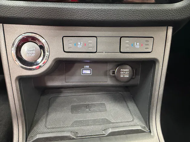 KGM -SsangYong Korando eMotion Titanium