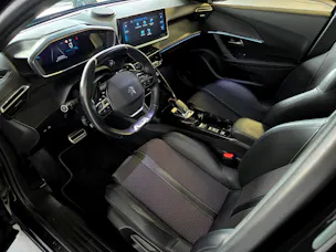 Peugeot 2008 1.2 PureTech 130 GT