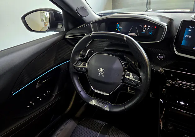 Peugeot 2008 1.2 PureTech 130 GT