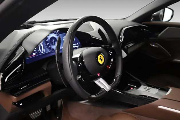 Ferrari Purosangue 6.5 V12