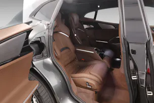 Ferrari Purosangue 6.5 V12