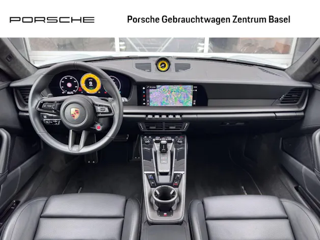 Porsche 911 Carrera 4 GTS