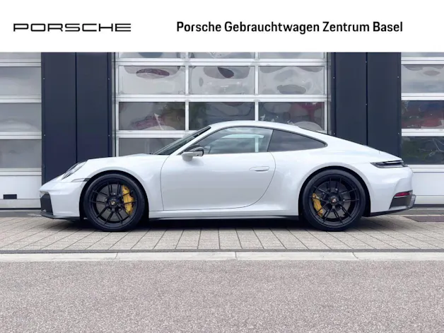 Porsche 911 Carrera 4 GTS
