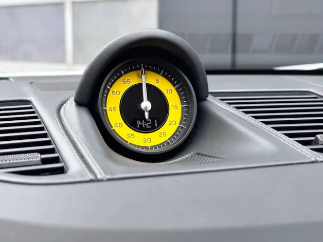 Porsche 911 Carrera 4 GTS