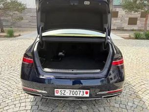 Genesis G90 Luxury Plus