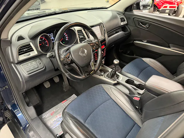 KGM -SsangYong Tivoli 1.6 eXDi Quartz 4WD