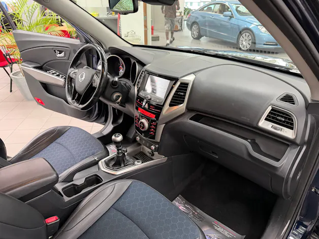 KGM -SsangYong Tivoli 1.6 eXDi Quartz 4WD