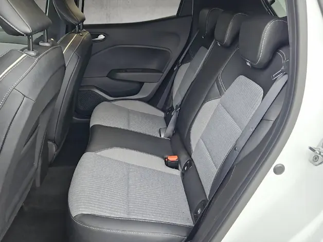 Renault Clio 1.6 E-Tech techno Full Hybrid 145PS