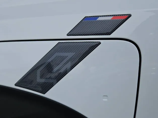 Renault 4 E-Tech Comfort Range techno