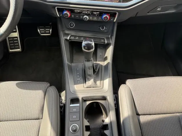 Audi Q3 Sportback 45 TFSI S line quattro S-tronic