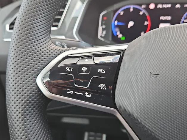 VW Tiguan 2.0 TDI SCR R-Line 4Motion DSG
