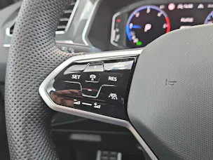 VW Tiguan 2.0 TDI SCR R-Line 4Motion DSG