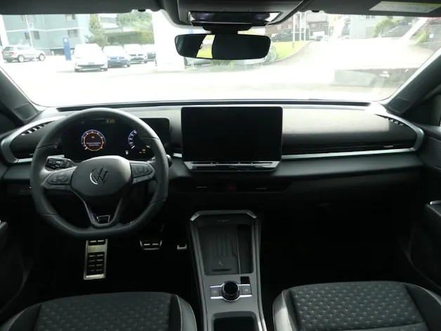 VW T-Roc 1.5 eTSI mHEV R-Line DSG